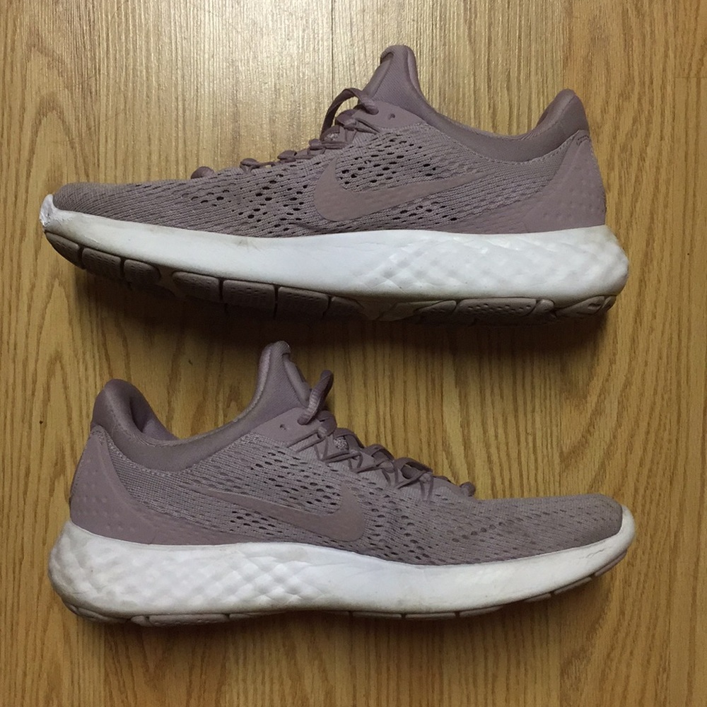 Nike Lunar Skyelux Women’s Running Shoe